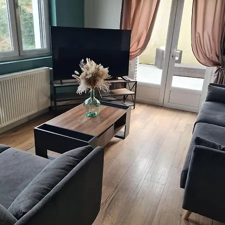 Casa vacanze Maison Lumineuse Avec Terrasse En Plein Centre Angoulême