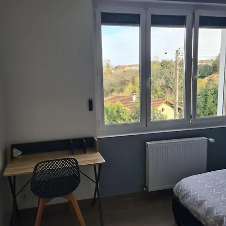 Casa vacanze Maison Lumineuse Avec Terrasse En Plein Centre Angoulême