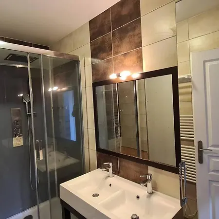 Maison Lumineuse Avec Terrasse En Plein Centre Casa vacanze *