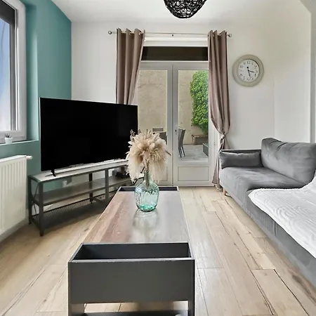 Maison Lumineuse Avec Terrasse En Plein Centre * Angulema