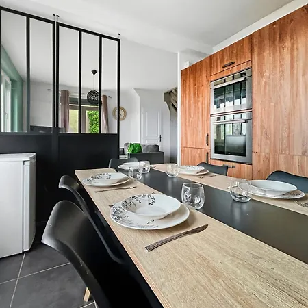 Maison Lumineuse Avec Terrasse En Plein Centre * Angoulême