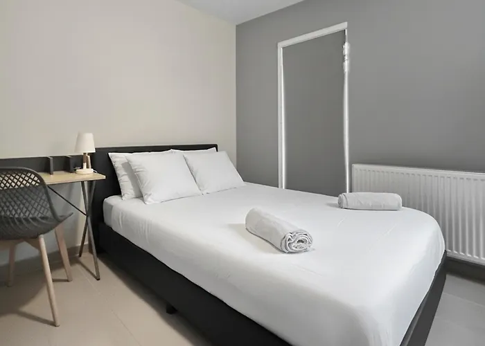 Maison Lumineuse Avec Terrasse En Plein Centre Сasa de vacaciones Angulema