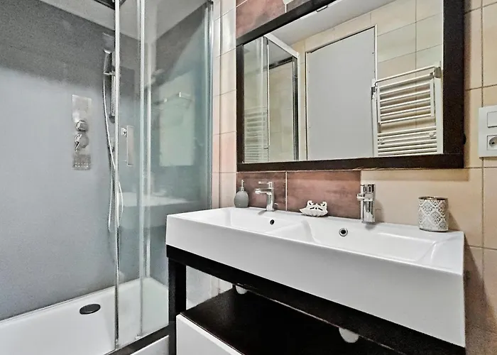 Maison Lumineuse Avec Terrasse En Plein Centre Сasa de vacaciones *